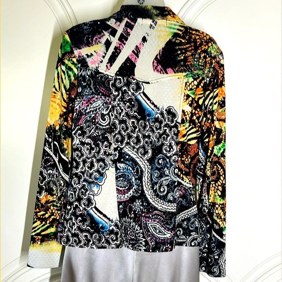 Mesmerize womans zip sequin jacket. Size S NWOT - Picture 2 of 13